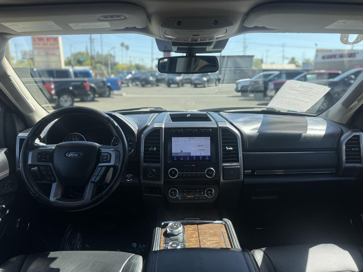 Ford Expedition photo 8