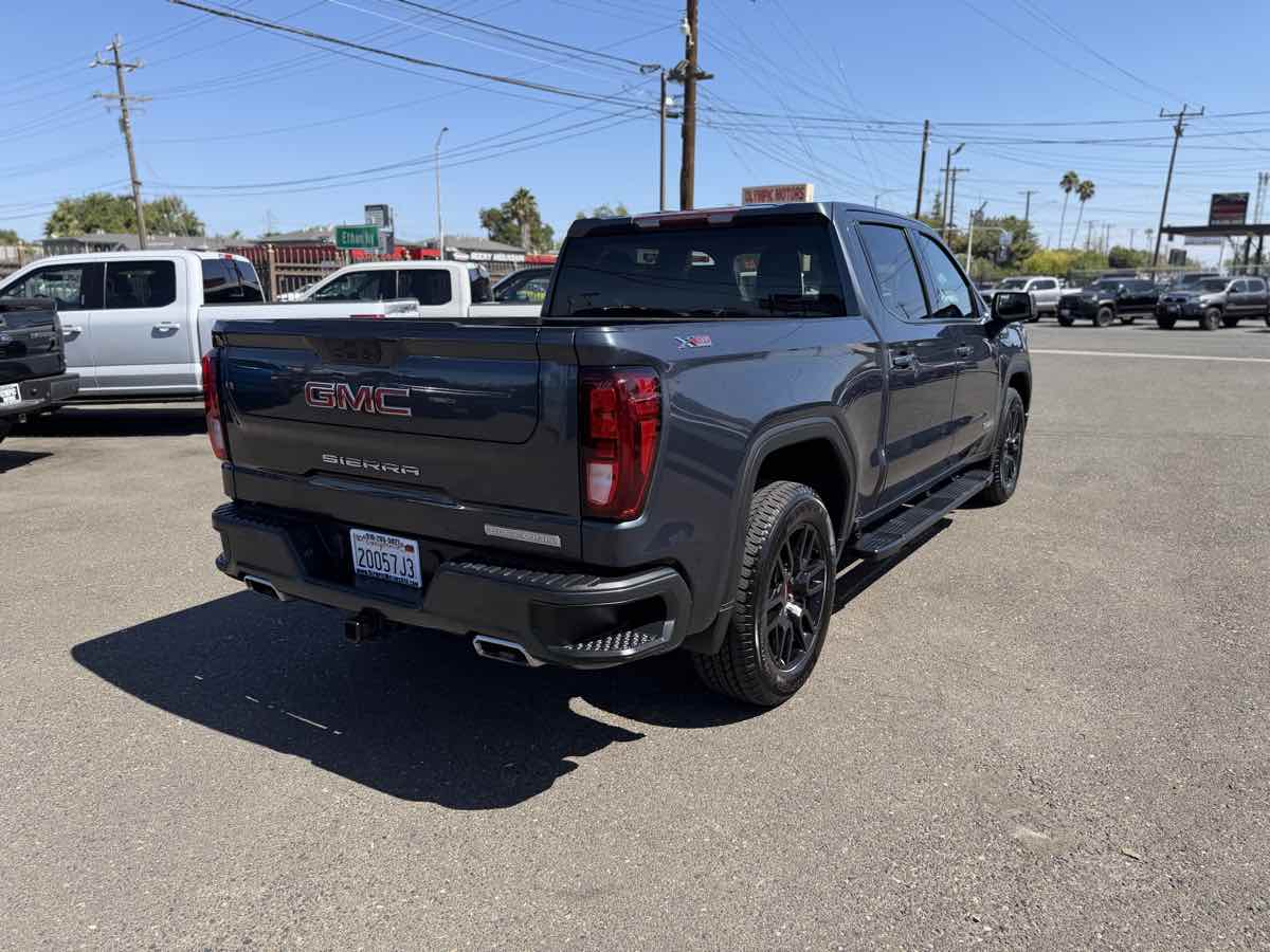GMC Sierra photo 5