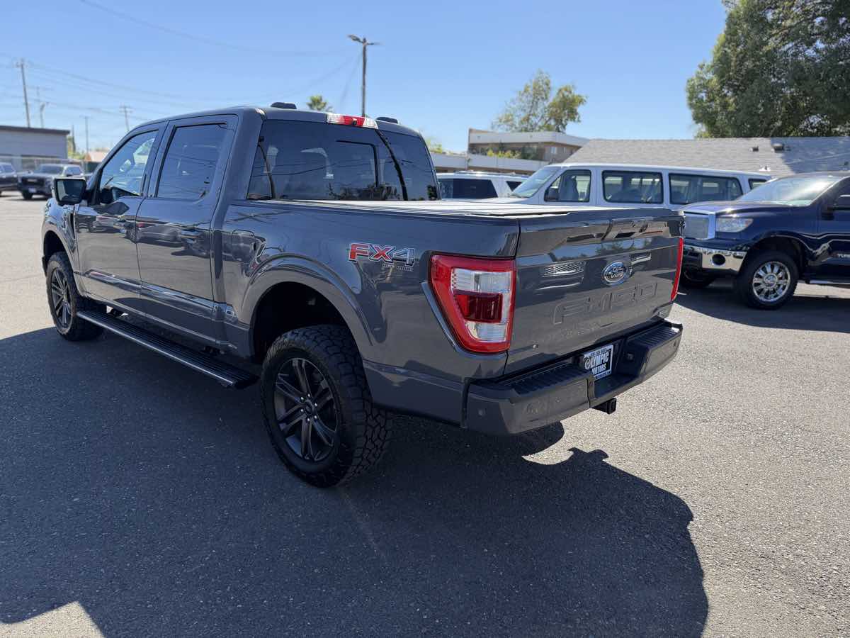 Ford F-150 photo 2