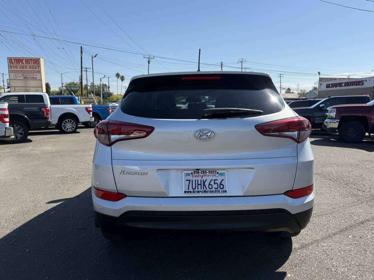 Hyundai Tucson photo 3