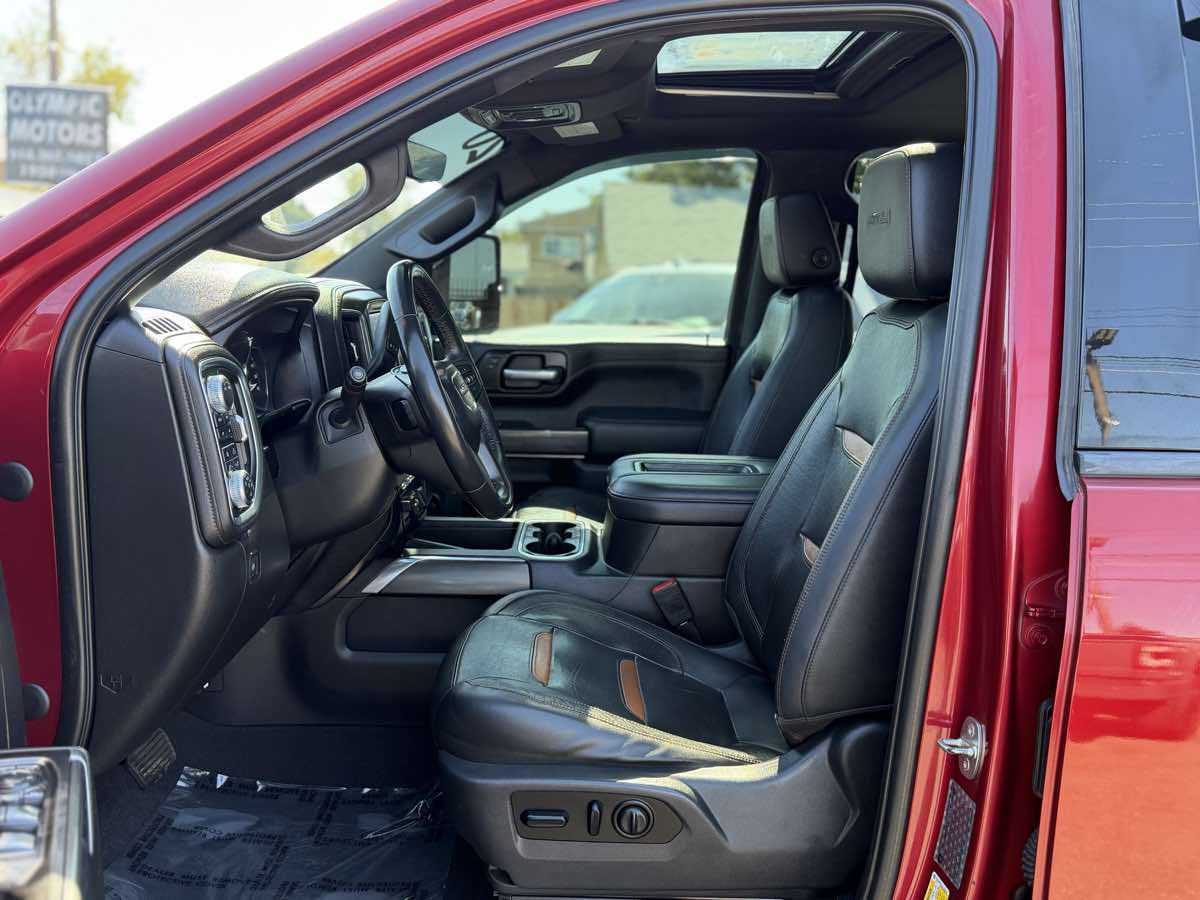 GMC Sierra photo 8