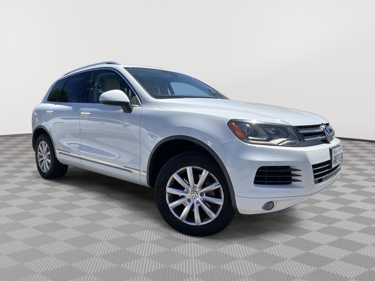 2012 Volkswagen Touareg Sport