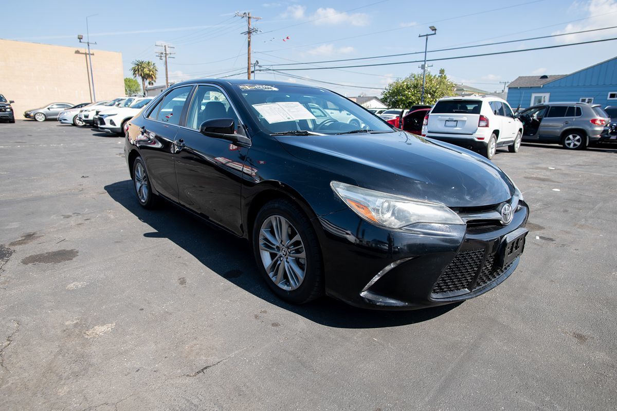 2015 Toyota Camry SE