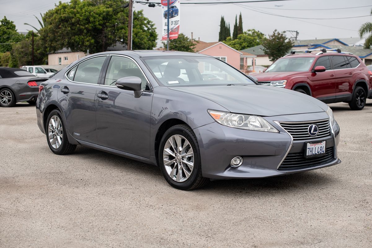 2014 Lexus ES 300h Hybrid