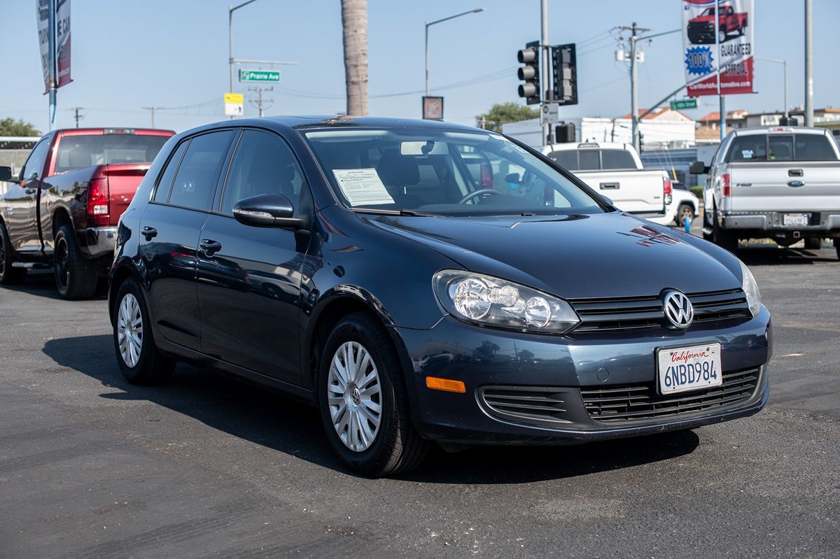 2011 Volkswagen Golf 