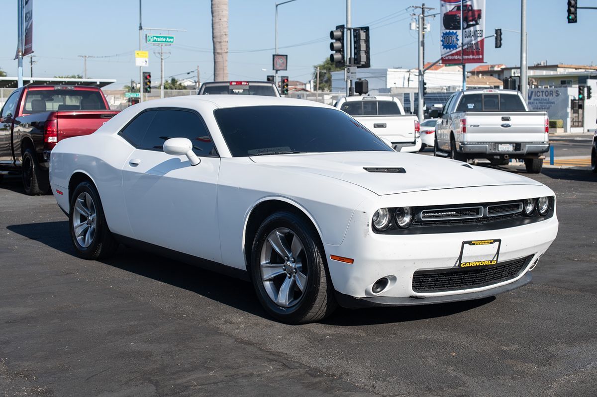 2016 Dodge Challenger SXT