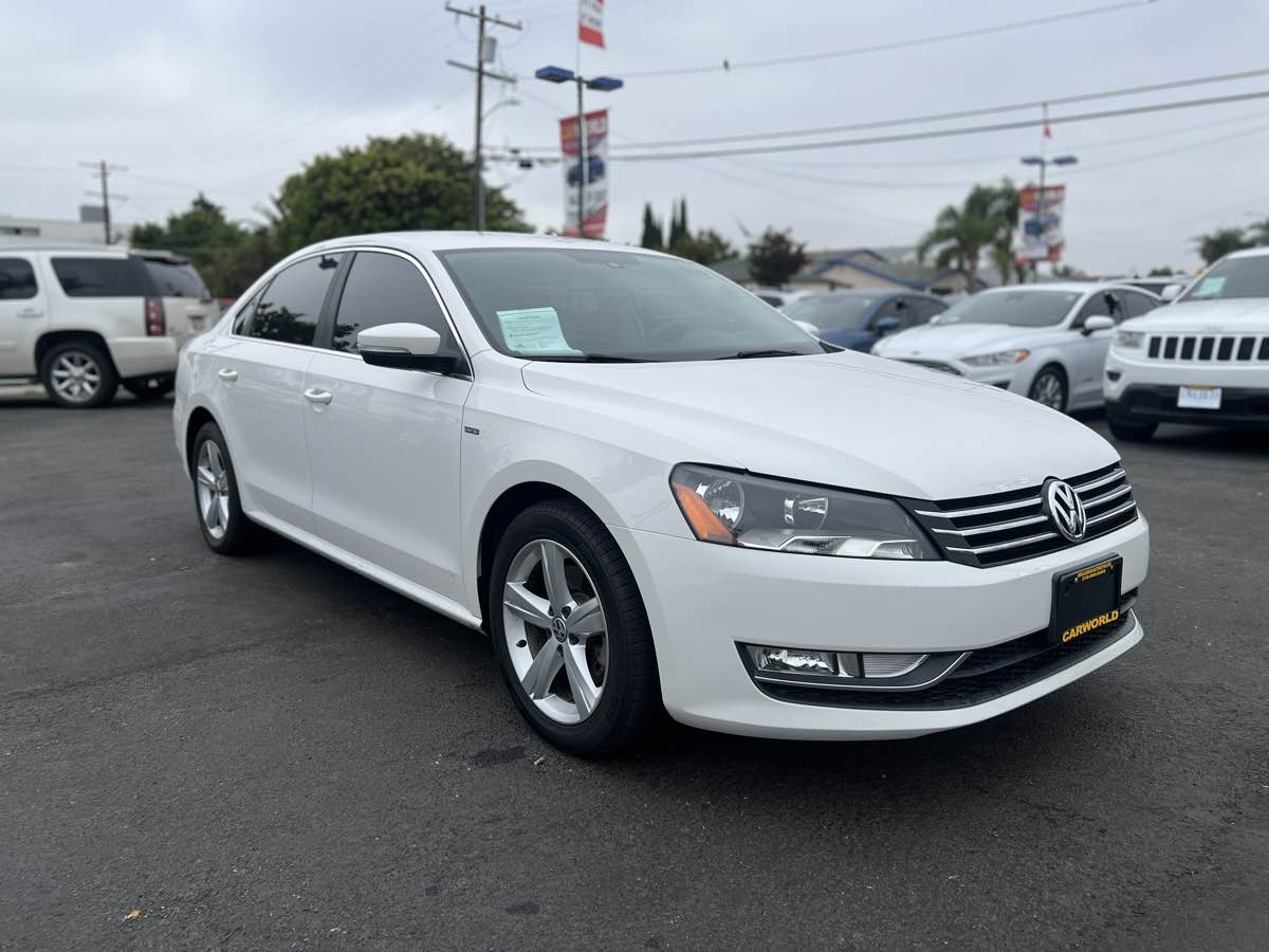 2015 Volkswagen Passat 1.8T Limited Edition