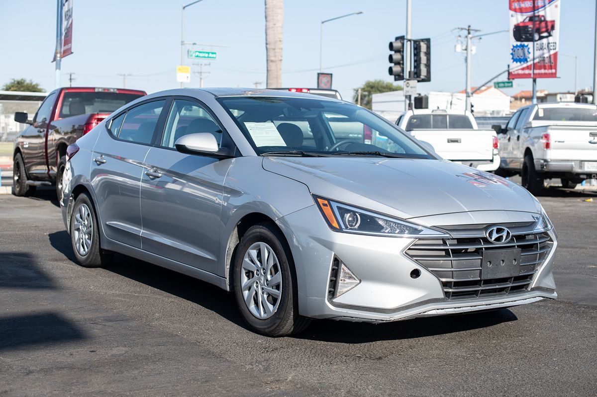 2020 Hyundai Elantra SE