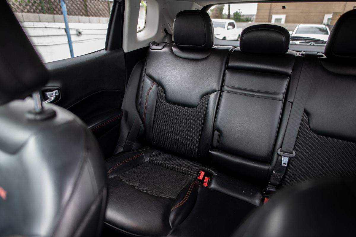 2019 Jeep Compass Trailhawk photo 25