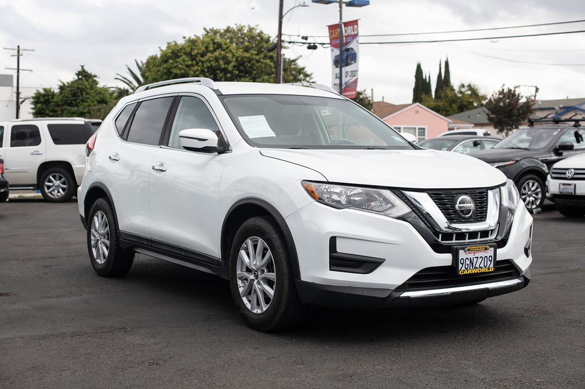 2018 Nissan Rogue SV