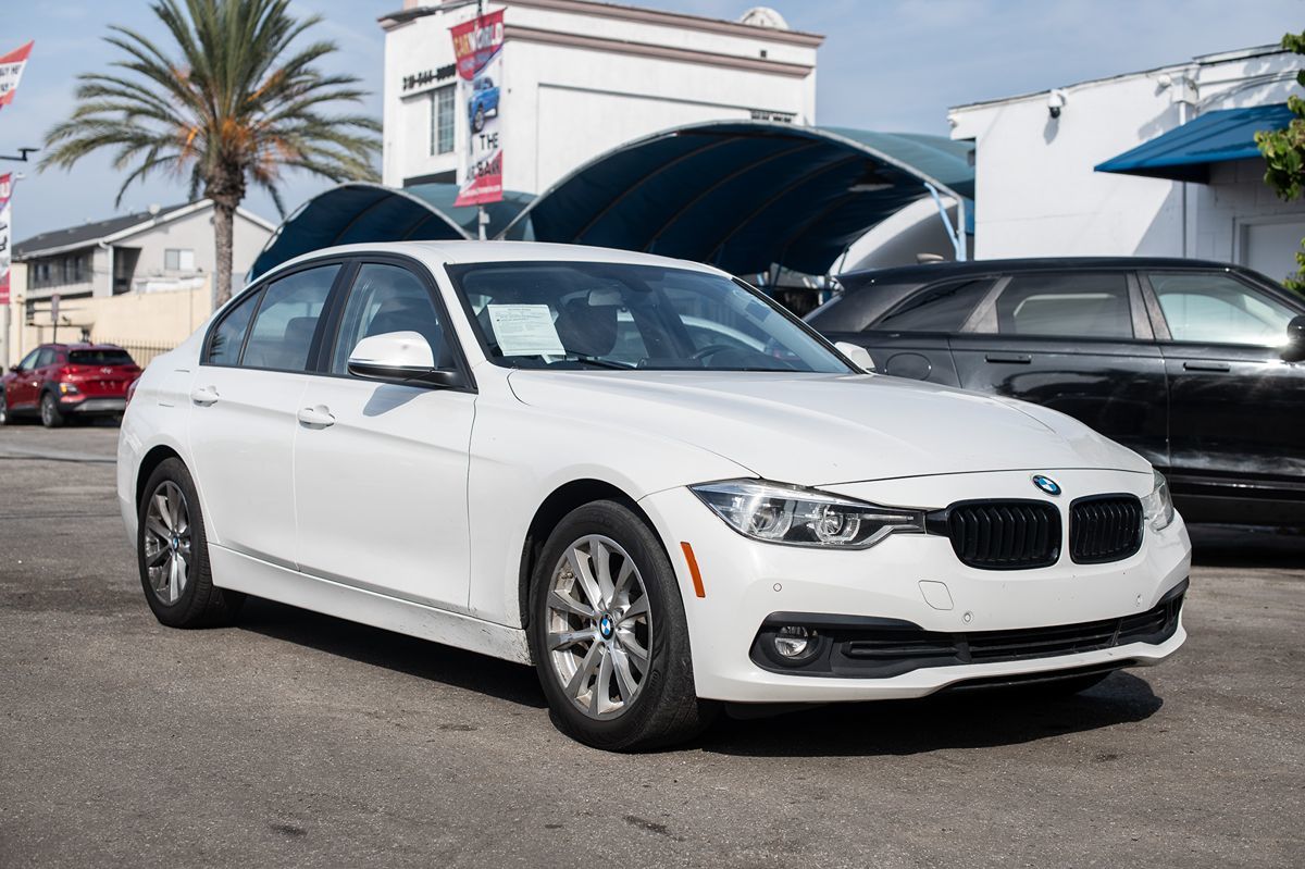 2017 BMW 3 Series 320i