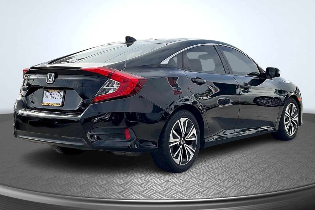 2018 Honda Civic EX-L - Photo 13