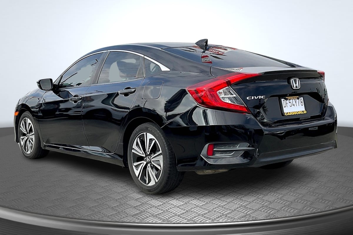 2018 Honda Civic EX-L - Photo 2