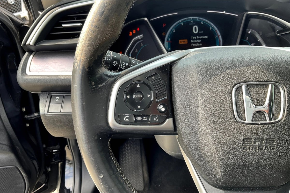 2018 Honda Civic EX-L - Photo 18