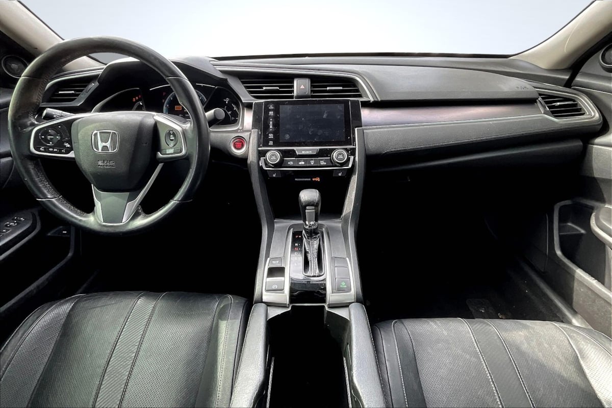 2018 Honda Civic EX-L - Photo 16