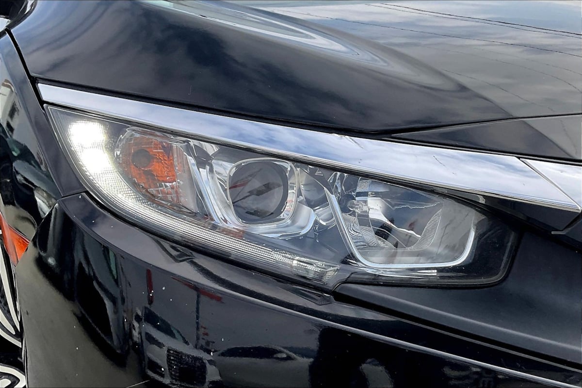 2018 Honda Civic EX-L - Photo 29