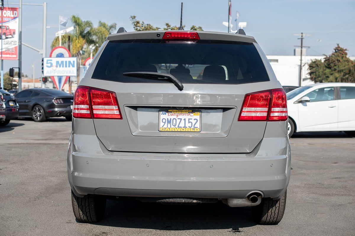 2020 Dodge Journey SE Value photo 8