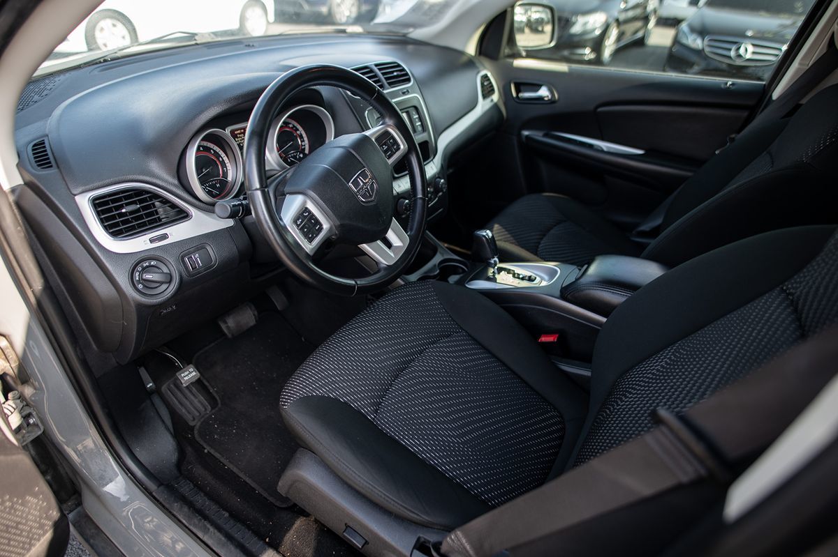 2020 Dodge Journey SE Value photo 12
