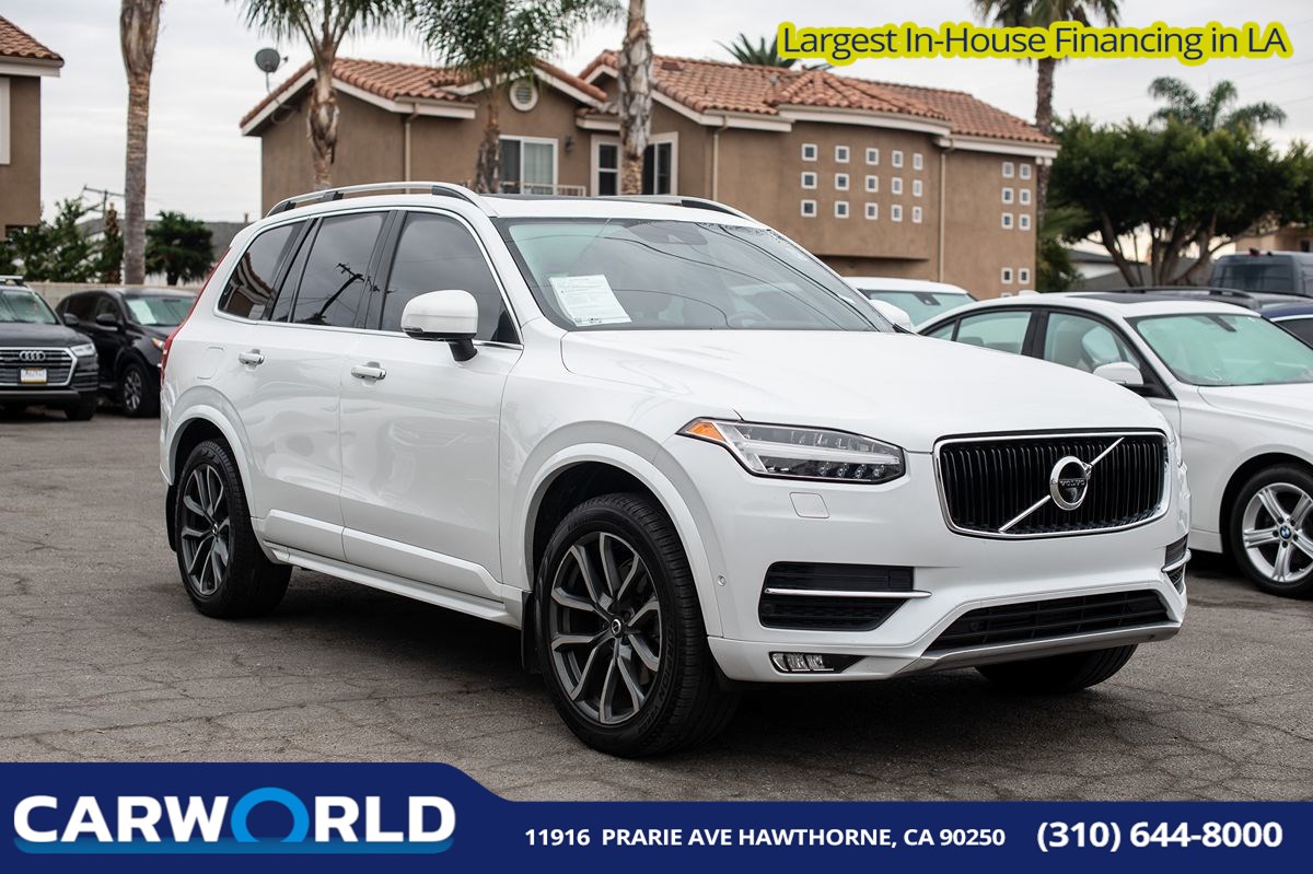 2017 Volvo XC90 Momentum