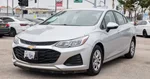 2019 Chevrolet Cruze photo 2