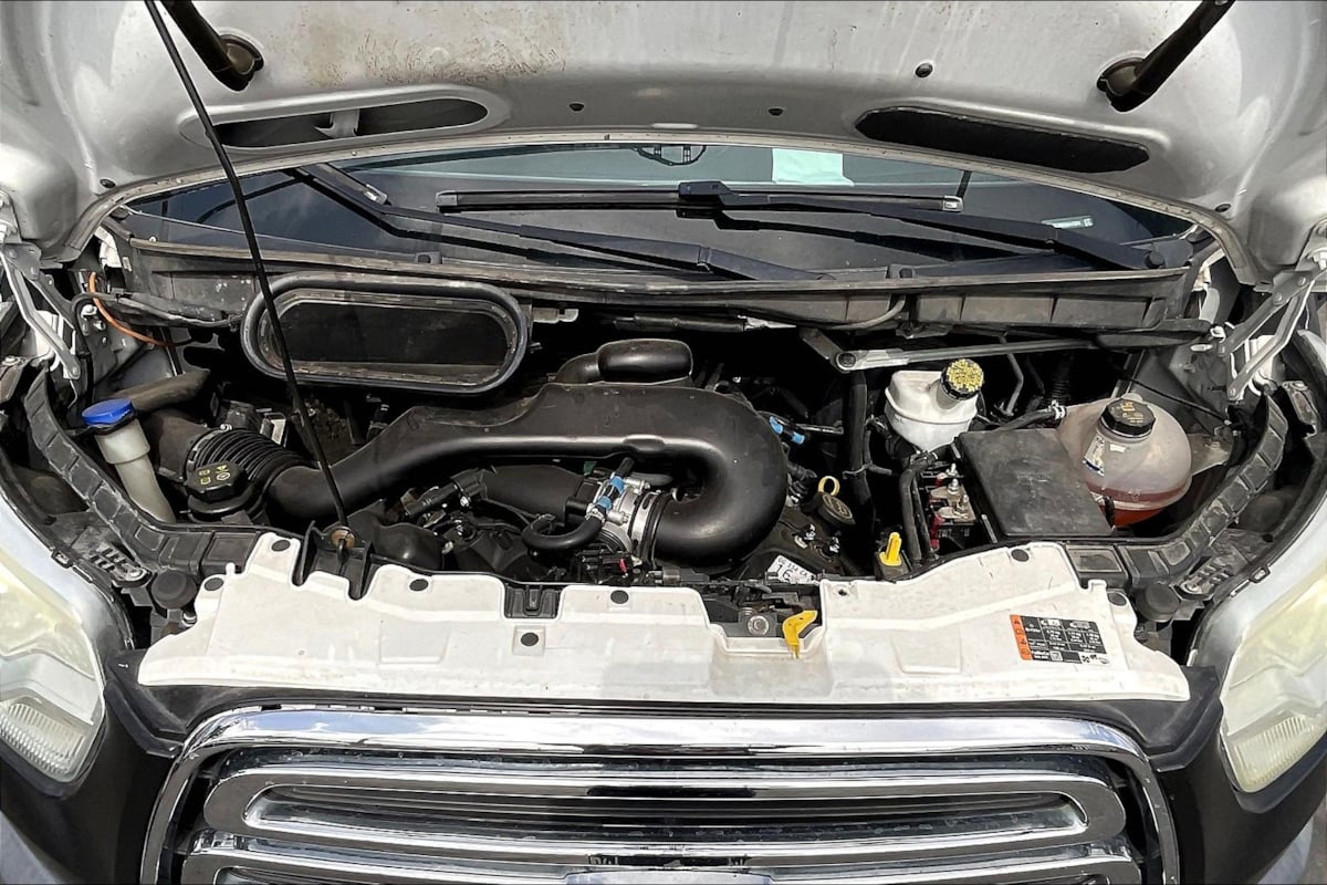 Ford Transit photo 10
