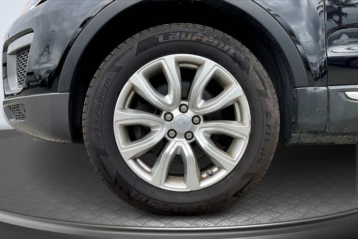 Land Rover Range Rover Evoque photo 9
