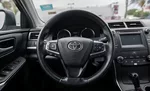 2016 Toyota Camry SE photo 4