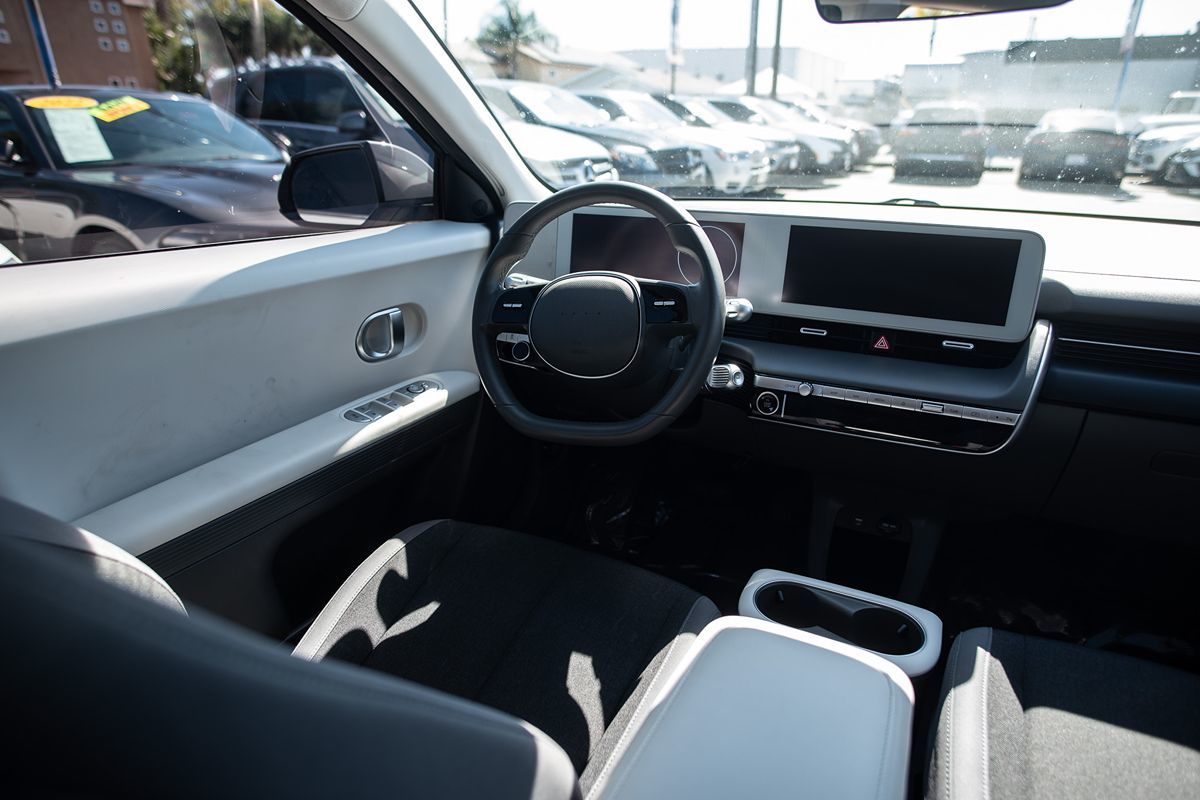 2022 Hyundai IONIQ 5 SE - Photo 20