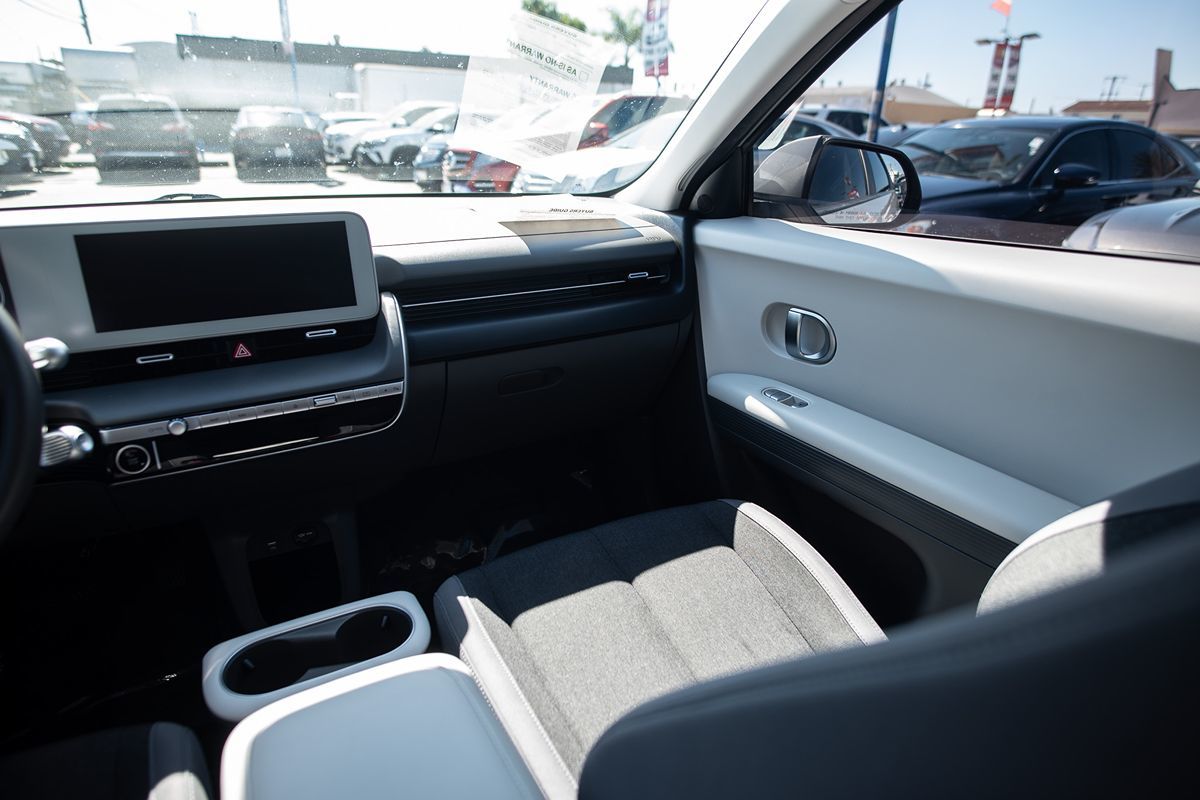 2022 Hyundai IONIQ 5 SE - Photo 21