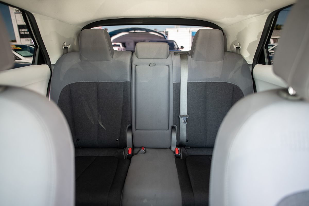 2022 Hyundai IONIQ 5 SE - Photo 22