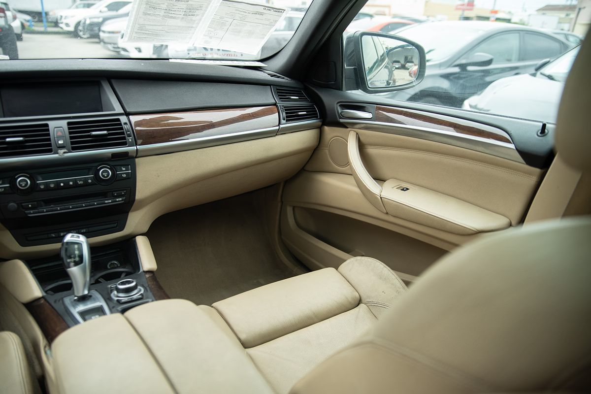 2014 BMW X6 xDrive35i - Photo 23