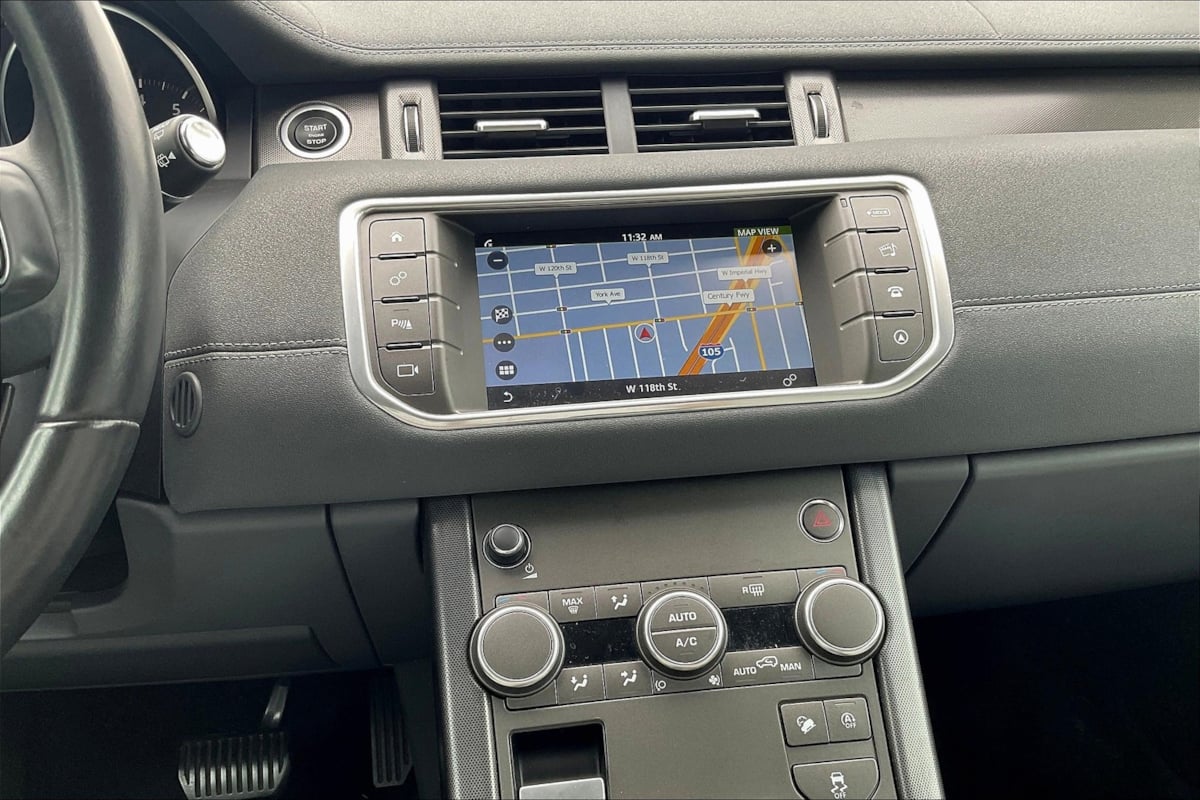 2018 Land Rover Range Rover Evoque SE - Photo 6