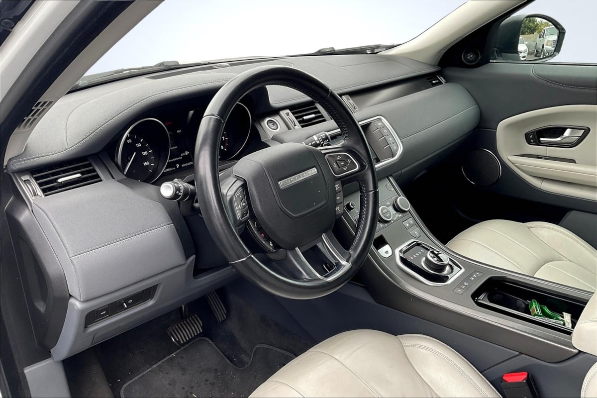 2018 Land Rover Range Rover Evoque SE - Photo 14