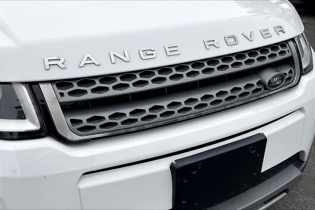 2018 Land Rover Range Rover Evoque SE - Photo 28