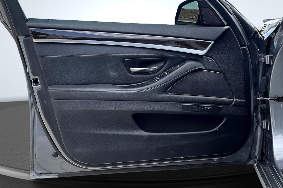 2014 BMW 5 Series 528i - Photo 22