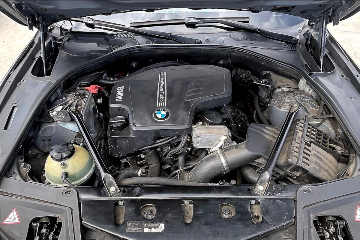2014 BMW 5 Series 528i - Photo 10