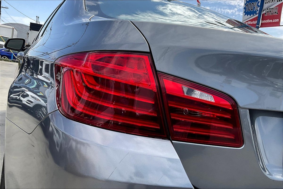 2014 BMW 5 Series 528i - Photo 29