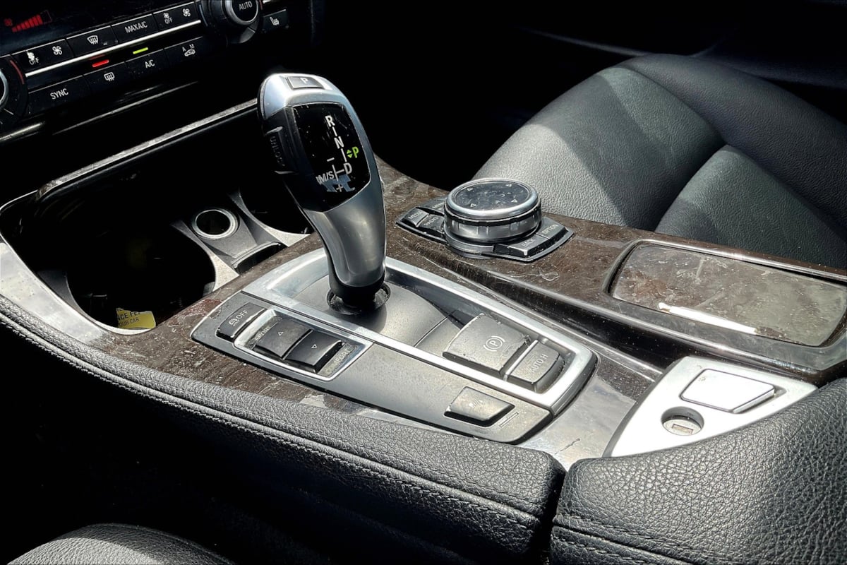 2014 BMW 5 Series 528i - Photo 15