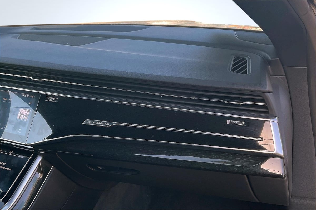 2019 Audi Q8 Premium - Photo 17