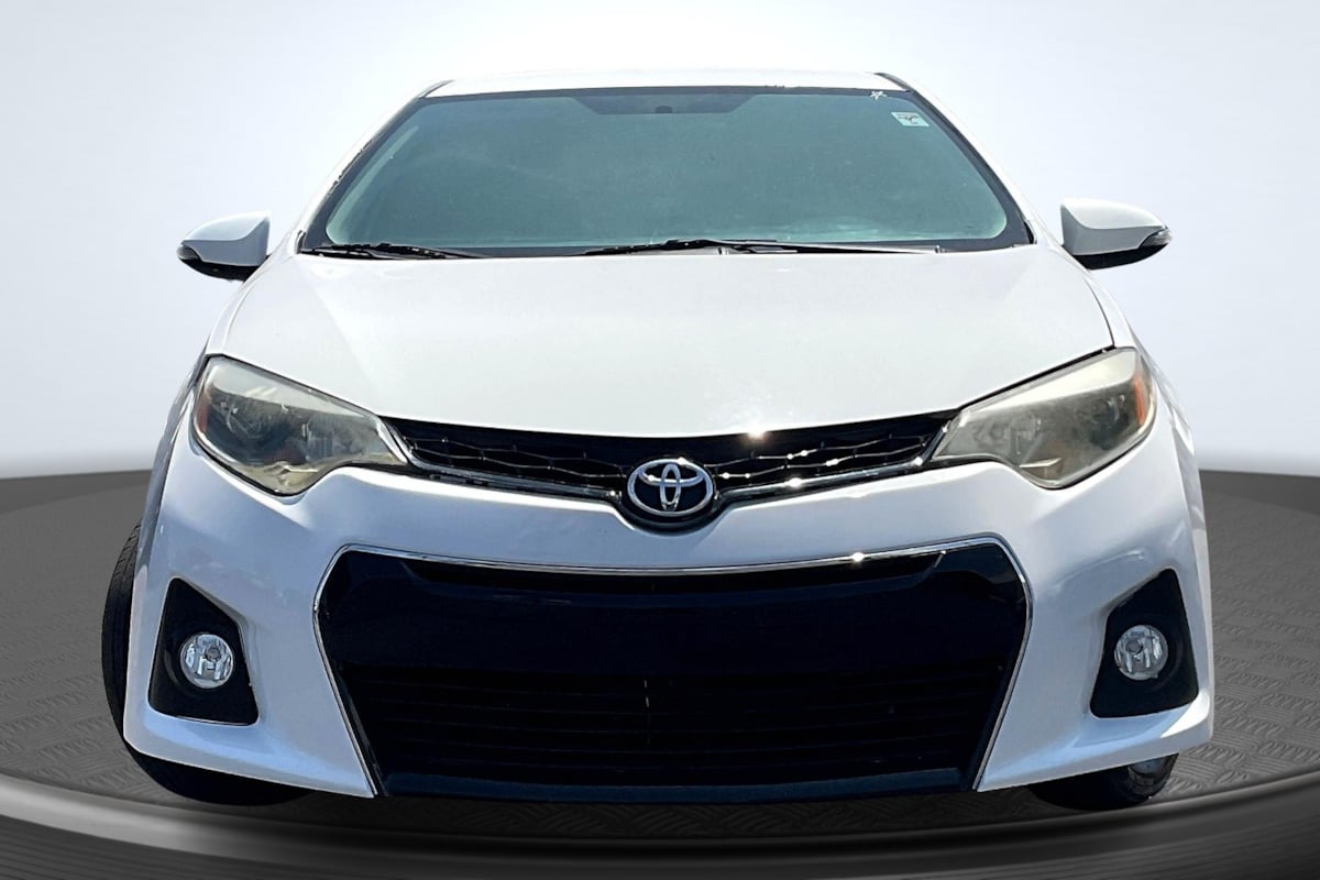 2015 Toyota Corolla Plus photo 3
