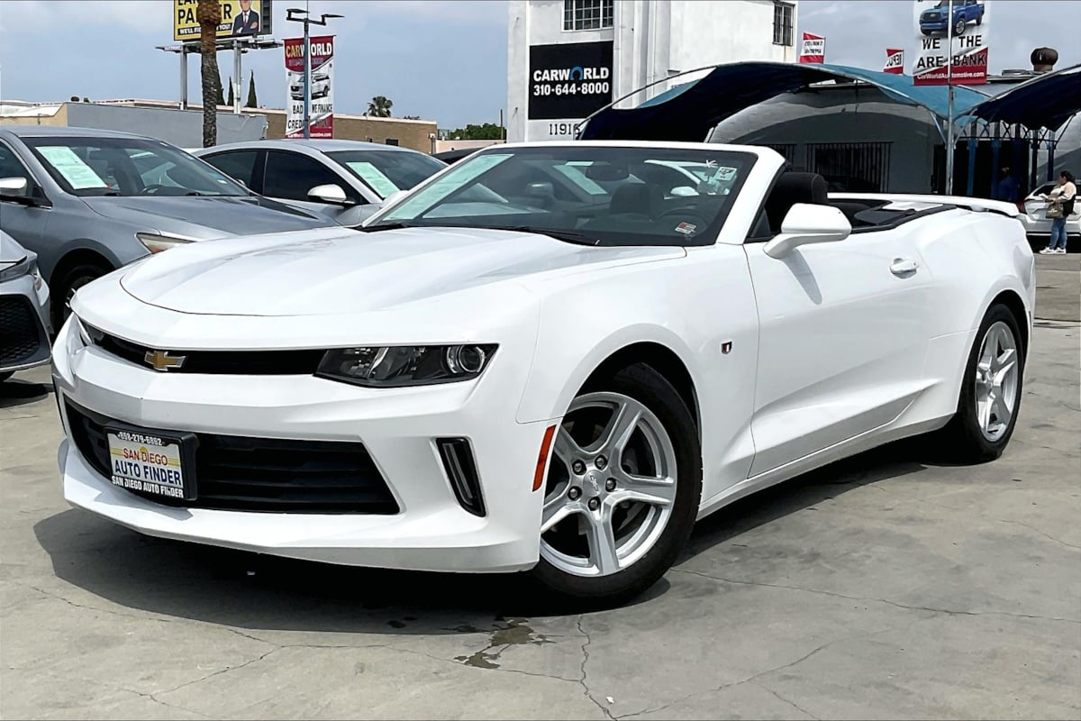 2018 Chevrolet Camaro 1LT photo 10