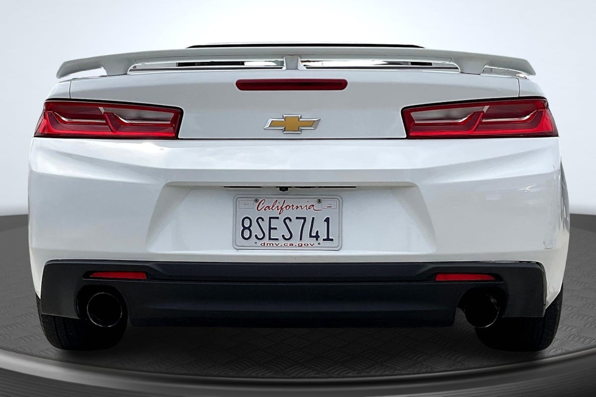 2018 Chevrolet Camaro 1LT photo 4