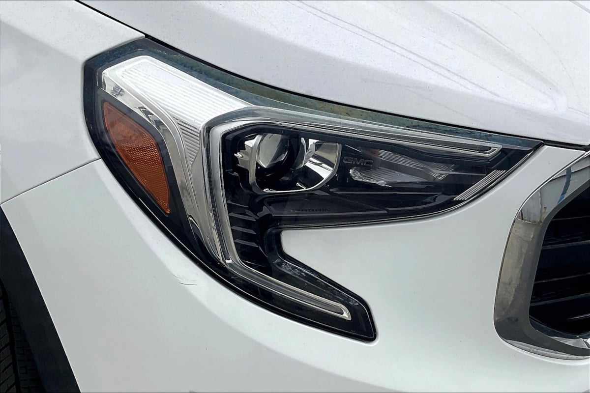 2020 Gmc Terrain SLE photo 26