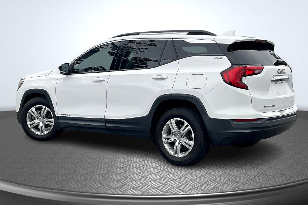 2020 Gmc Terrain SLE photo 2