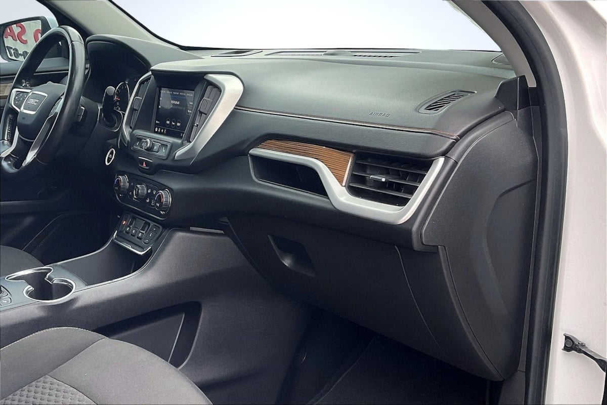 2020 Gmc Terrain SLE photo 16