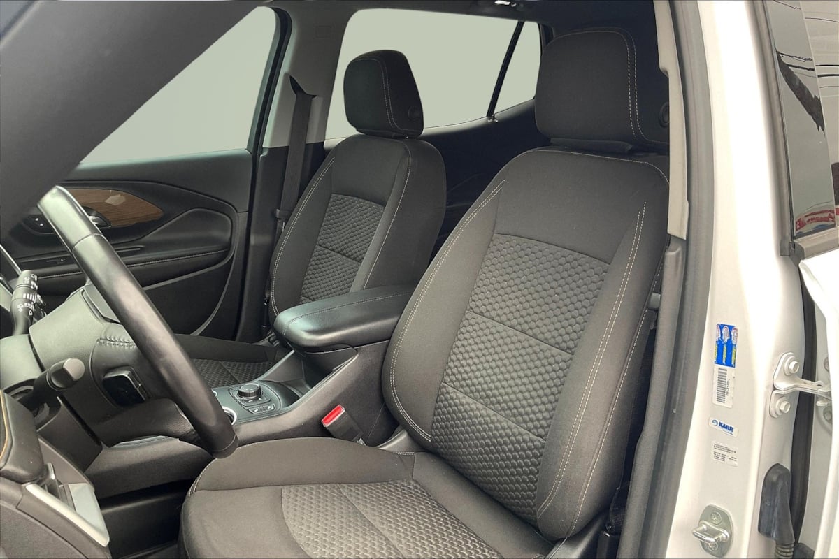 2020 Gmc Terrain SLE photo 22