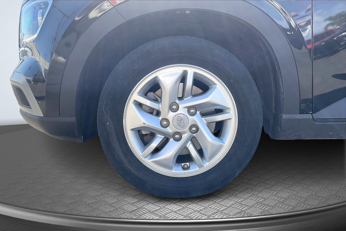 2024 Hyundai Venue SE - Photo 9