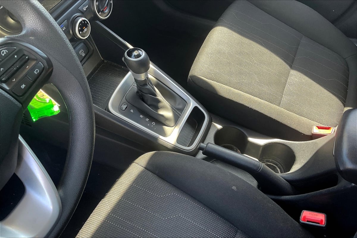 2024 Hyundai Venue SE - Photo 15