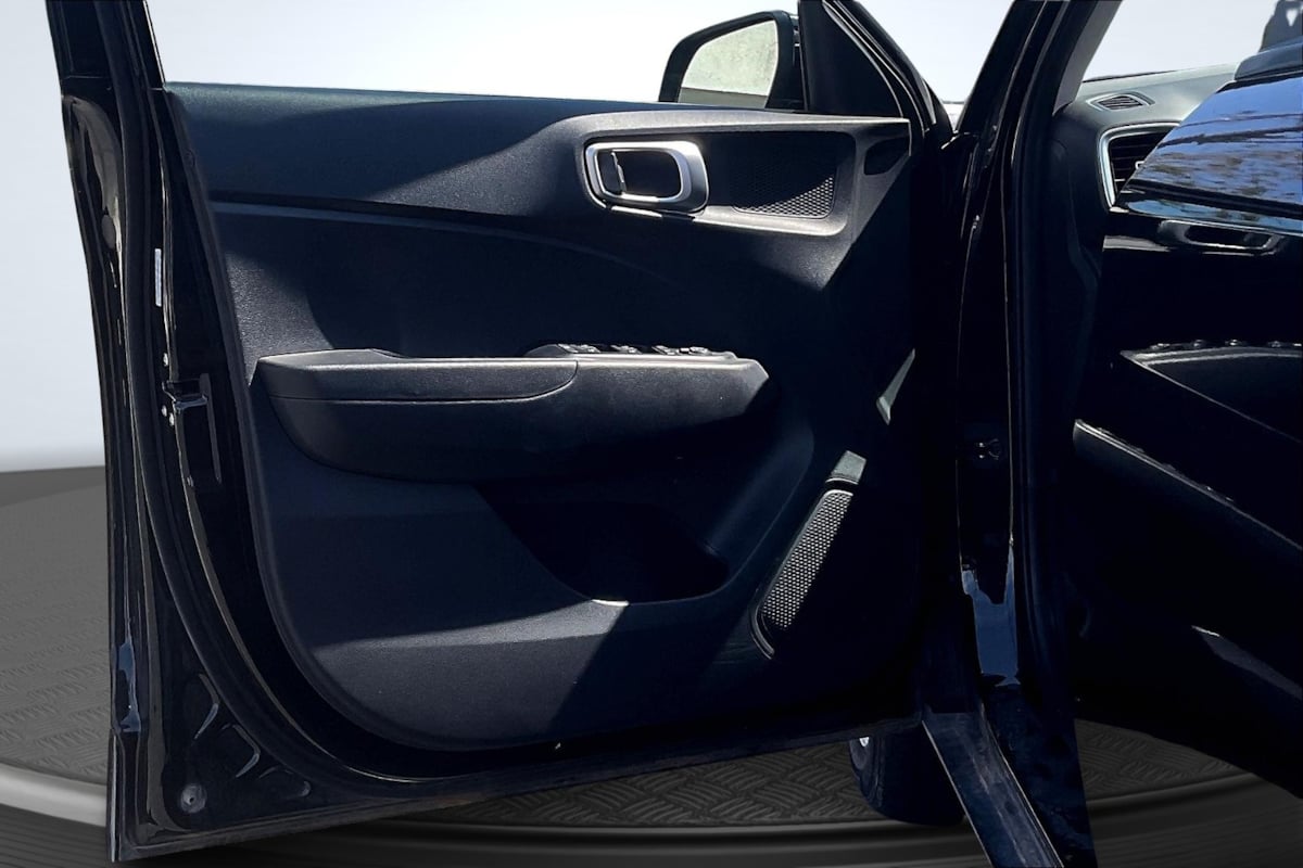 2024 Hyundai Venue SE - Photo 23