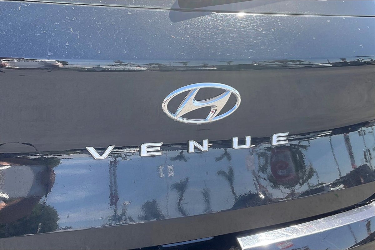 2024 Hyundai Venue SE - Photo 8